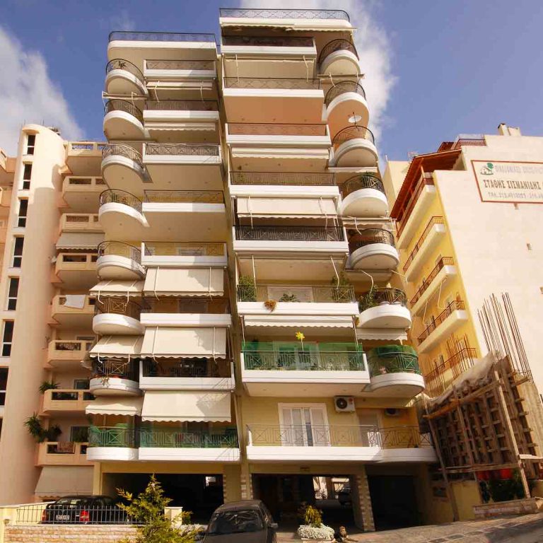 Κορώνης 59 (Κερατσίνι)